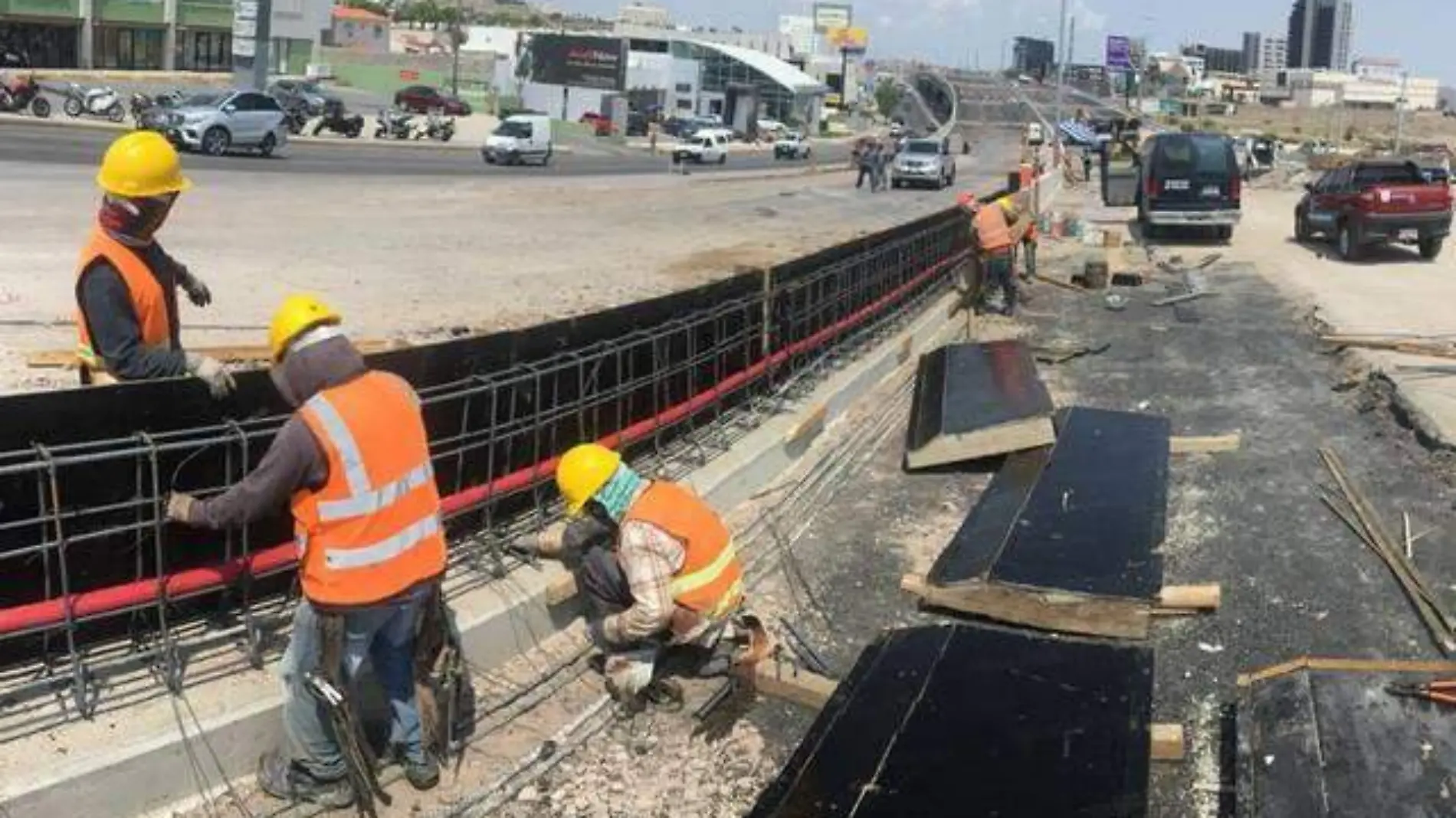 Obras Periferico Juventud (1)